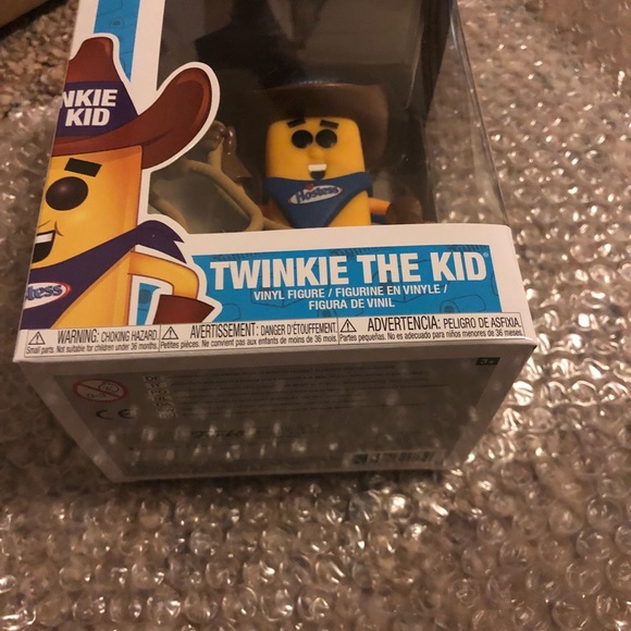 Funko Pop! Twinkies TWINKIE THE
KID #27 Vinyl - Picture 4 of 4